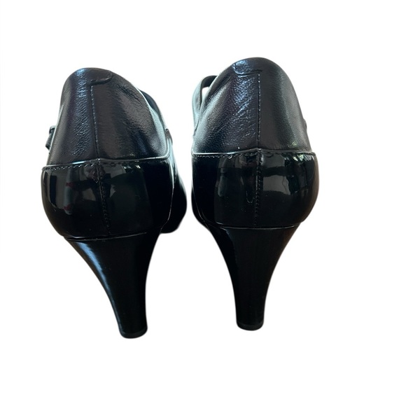 Giani Bernini women’s 9.5 Shiny Black T-Strap Heels - Picture 4 of 9